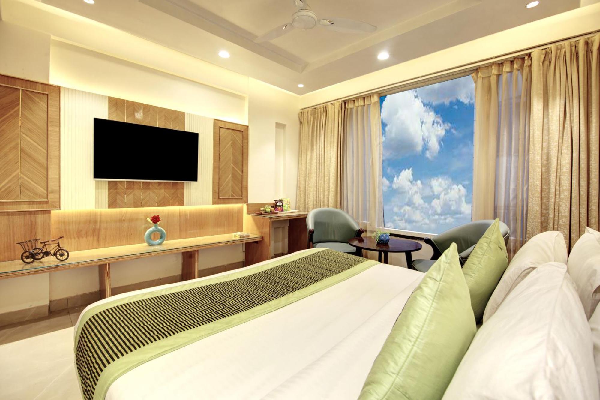 Hotel Krishna Plaza 'New Delhi' - By M S Hospitality Buitenkant foto